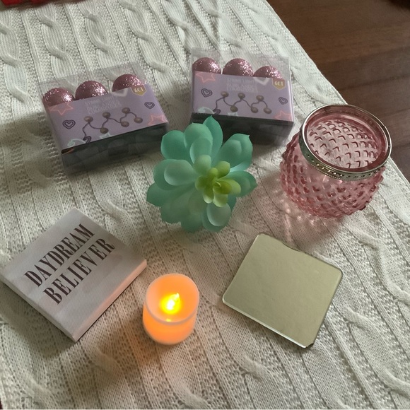 Tier Tray Decor - Picture 2 of 3